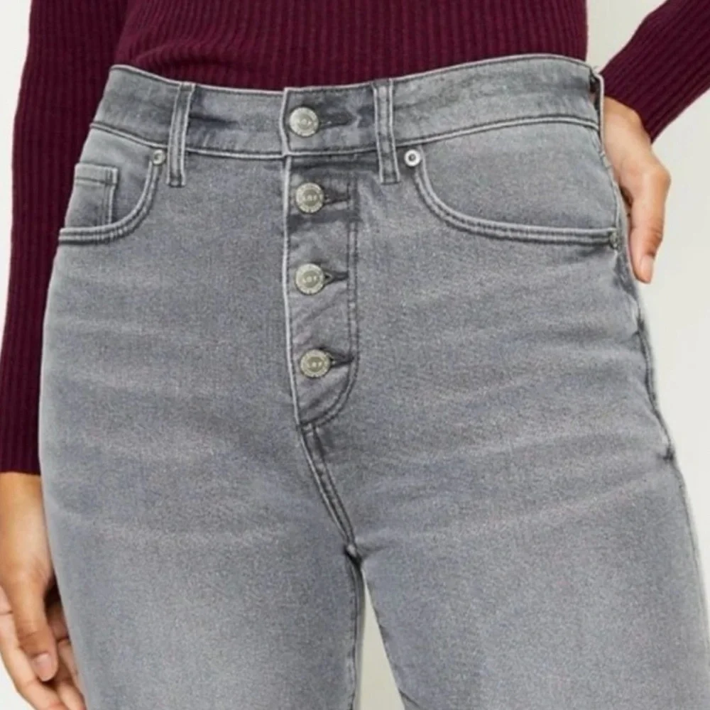 LOFT High Waist Skinny jeans in a grey wash